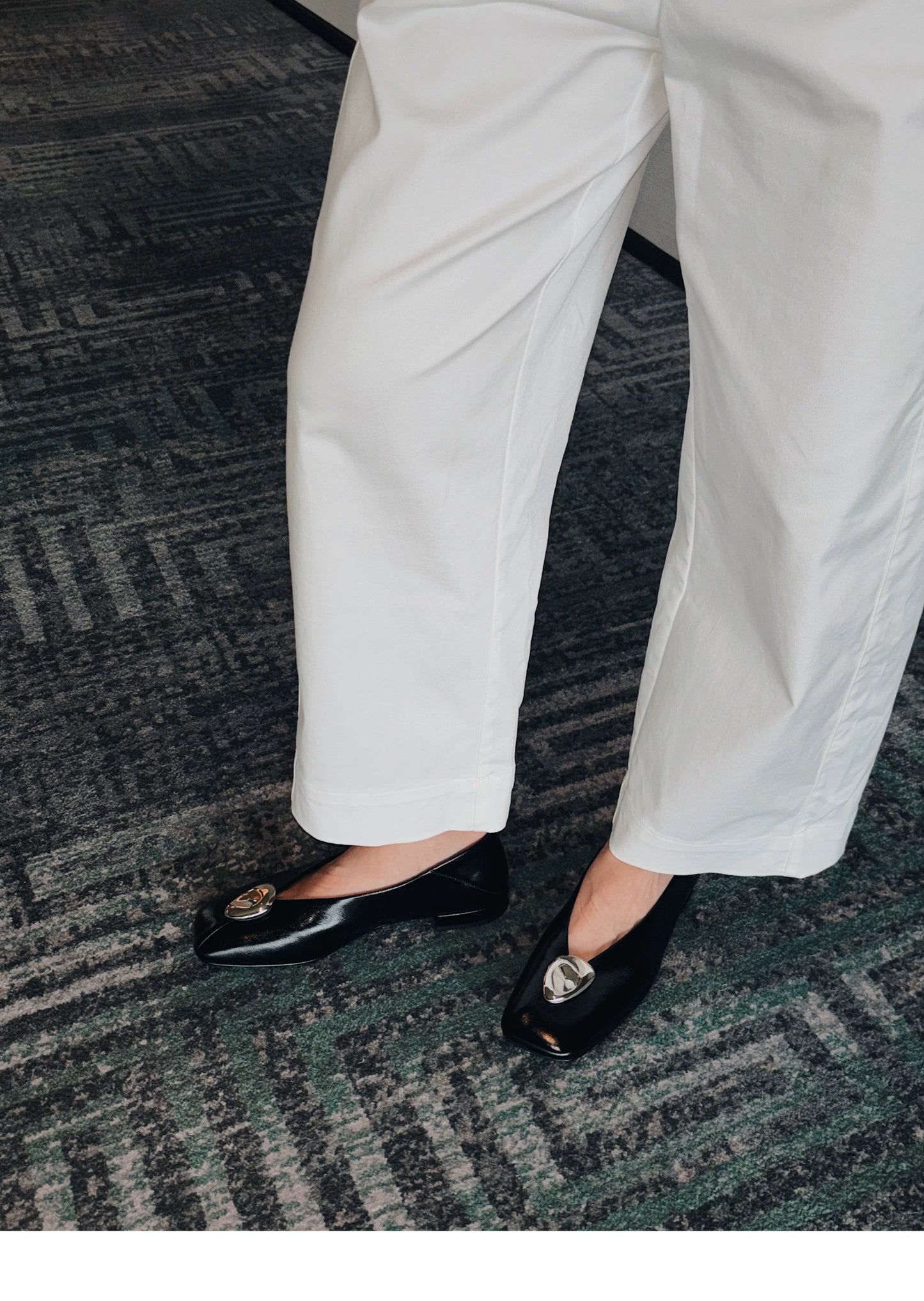 Slow Time Minimalist Two-Way Square Toe Leather Flats in Black or Silver