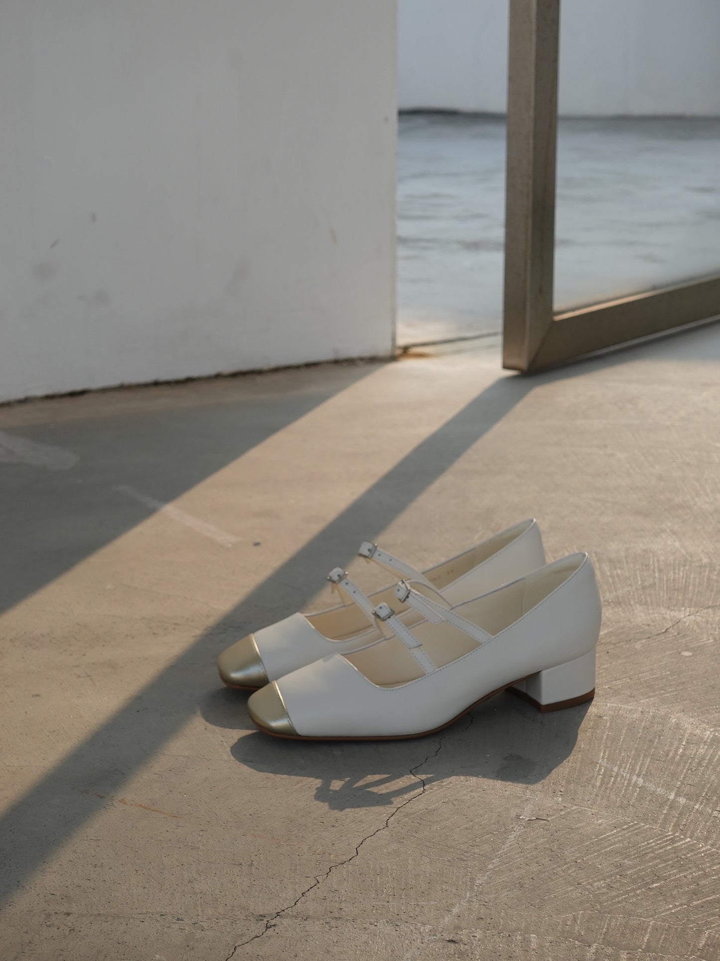 "Golden Era" Women's Asymmetric Square Toe Mary Janes