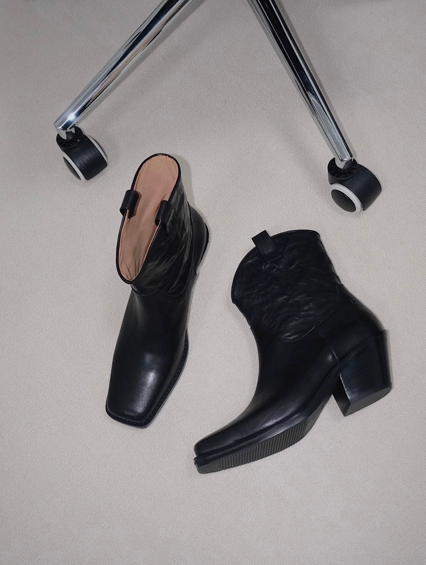 "Rebellious Lady" Women's Retro Square Toe Western Leather Boots in Black