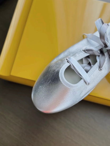 Two-Way Ballet Flats with Detachable Laces
