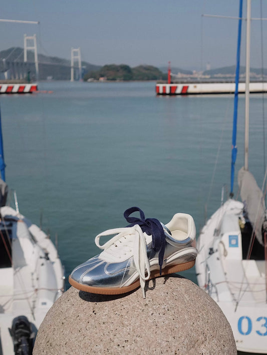 Paradox 3.0 Sneakers with Asymmetric Details