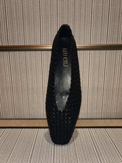 Minimalist Style Hand-Woven Square-Toe Leather Flat Shoes in Black Leather