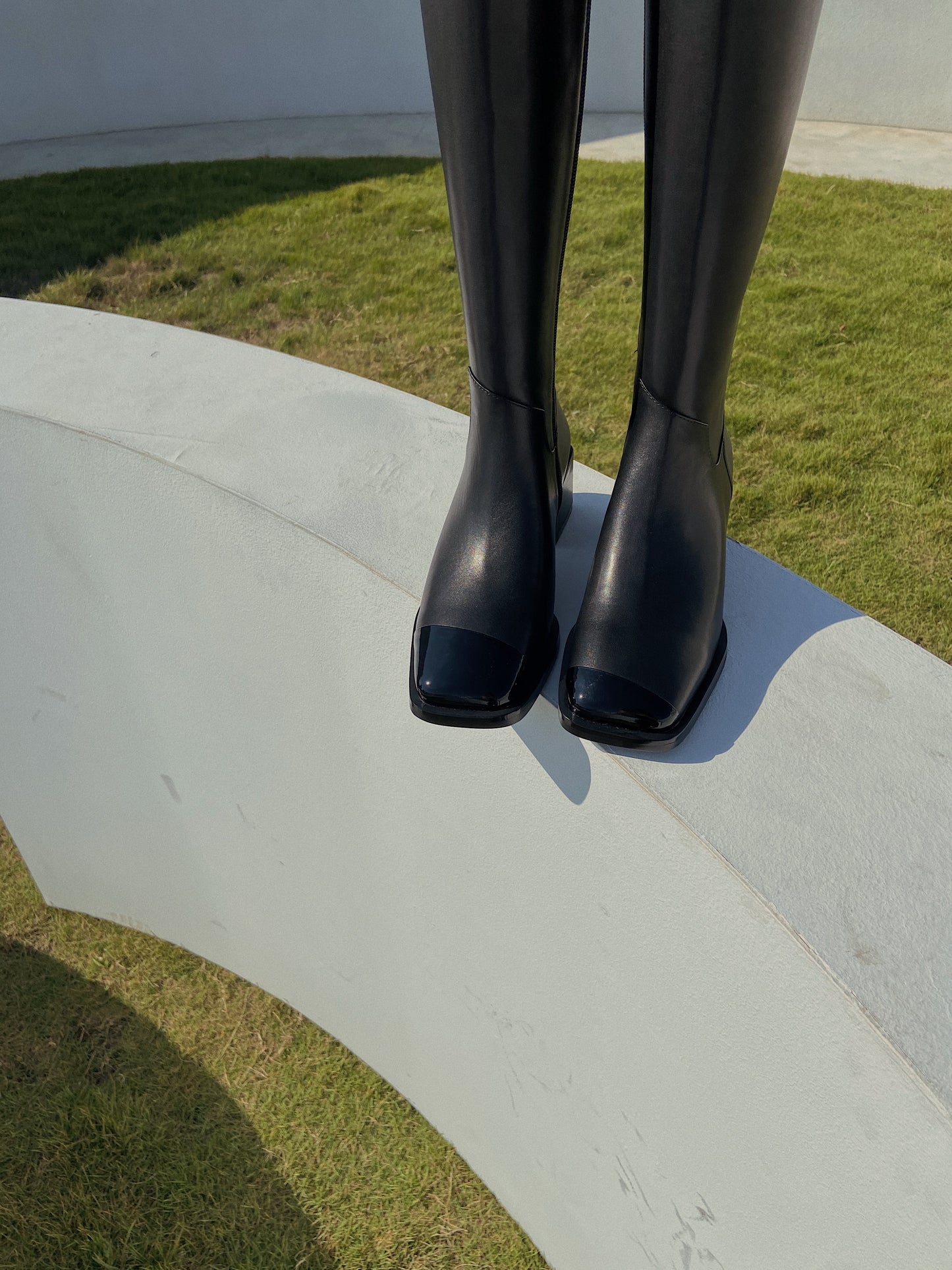 Malèna Women's Square Toe Boots in Black with Asymmetric Design