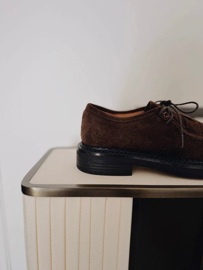 Women's Suede Derby Shoes with Hand-Women Details