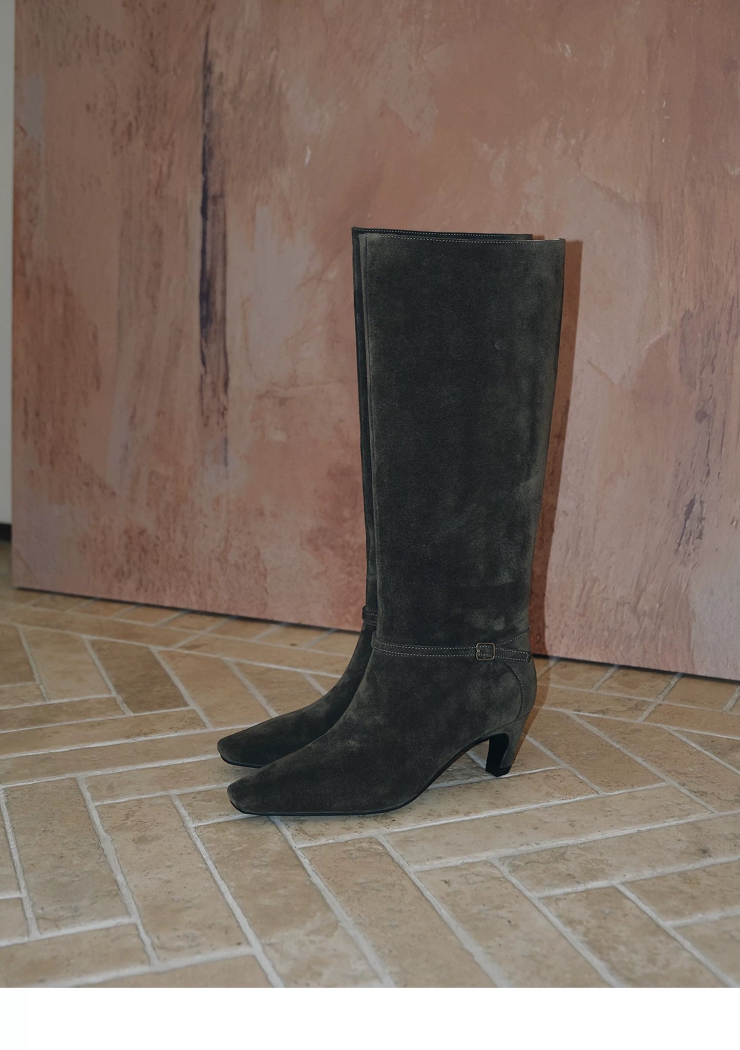 Women’s Suede Knee-High Boots with Heel