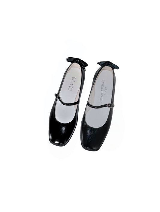 Sporty Mary Janes with Back Bow Detail - Chic & Comfy